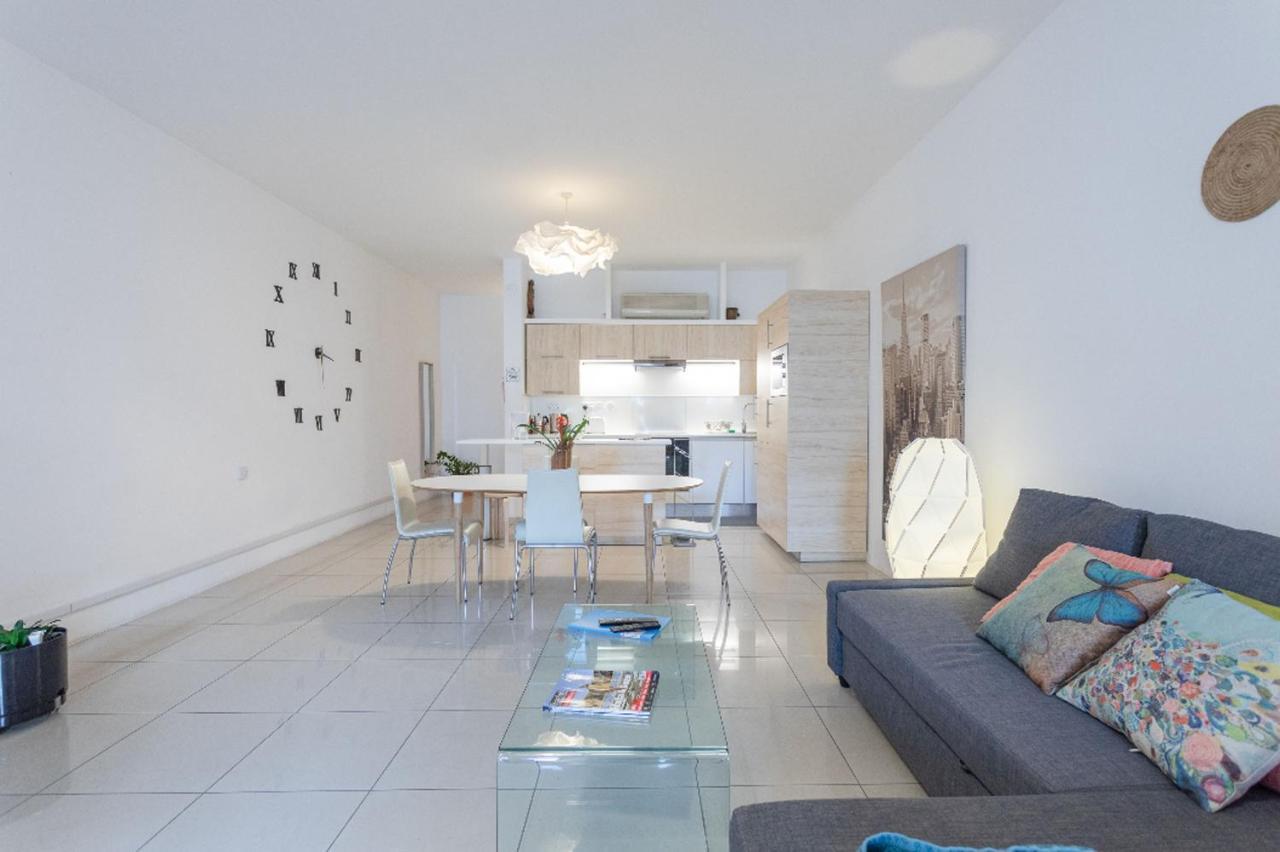 Ivy Mansions St Julians Central Swieqi Сент Джулианс Экстерьер фото