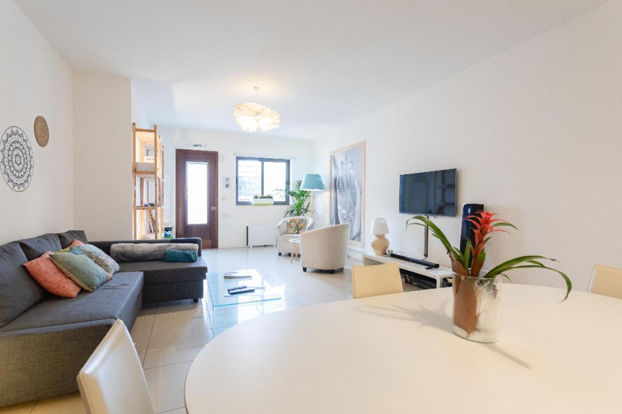 Ivy Mansions St Julians Central Swieqi Сент Джулианс Экстерьер фото